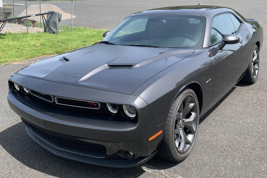 Dodge coloca tração integral no Challenger GT