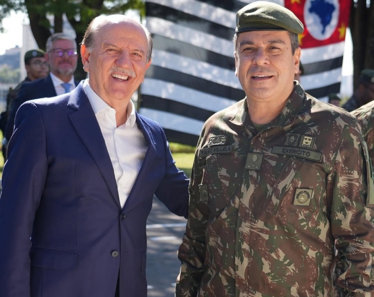 Prefeito Beto Piteri prestigia os 68 anos do Arsenal de Guerra do Exército em São Paulo