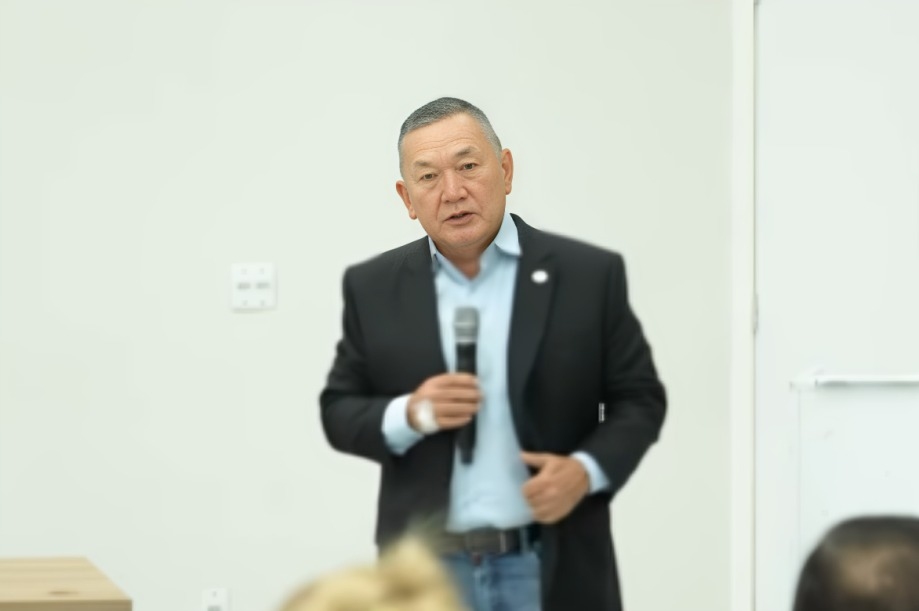 Prefeito Doutor Sato prestigia evento em comemoração ao Dia da Indústria em Jandira