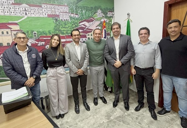 Prefeito Gregorio firma parceria com a Inova para implantação de Polo de Inovação Tecnológica