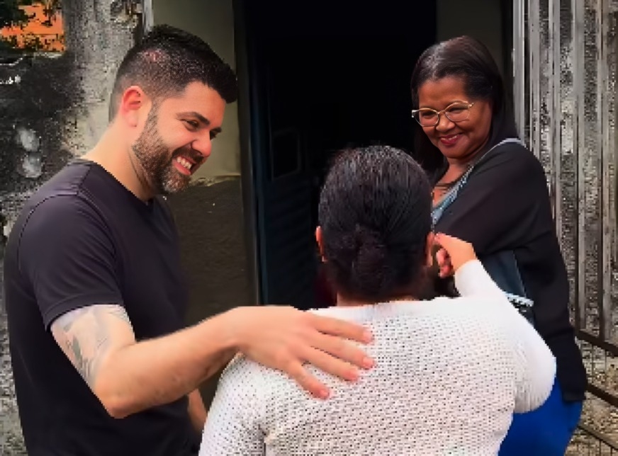 Danilo Joan participa de encontro com moradores do Bairro Calcária