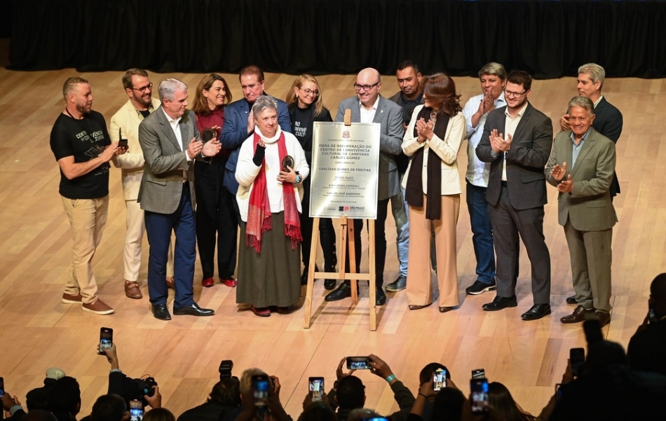 Prefeito Dário Saadi entrega obras do Centro de Convivência Cultural