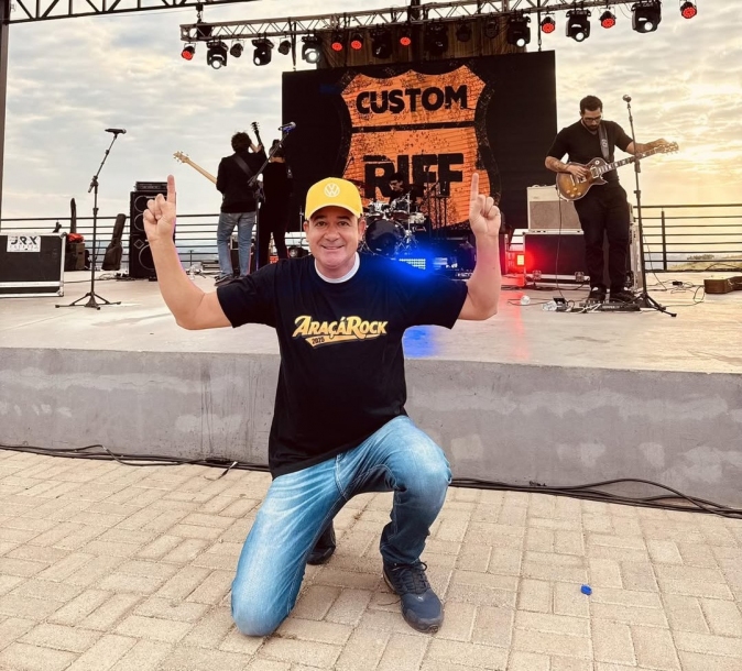 Prefeito Rodrigo Andrade comemora sucesso do AraçáRock 2025 em Araçariguama