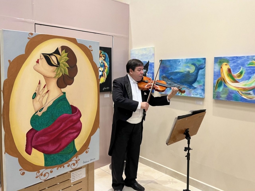 Exposição Sinfonia das Cores tem início no Anhanguera Parque Shopping