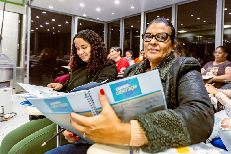 Carreta do Programa Caminho da Capacitação chega a Araçariguama com cursos gratuitos
