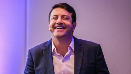 Elvis Cezar inicia construção de nova ponte que ligará o município a Barueri