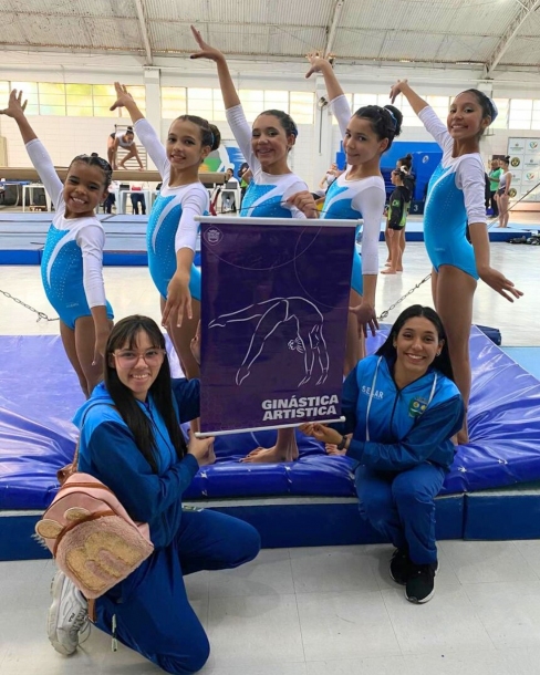Jandira conquista 1º lugar em competição de Ginástica Artística Sub-13