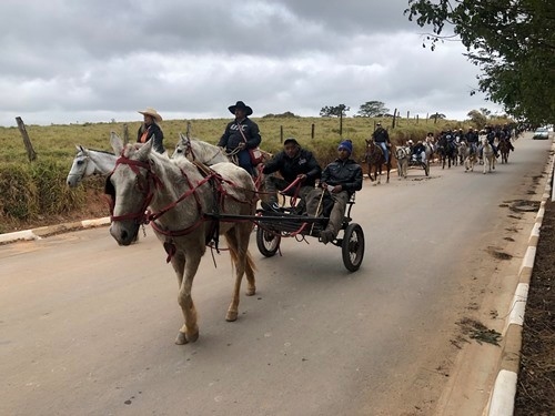 Prefeito Rodrigo Andrade participa das Tradicionais Romarias de Araçariguama