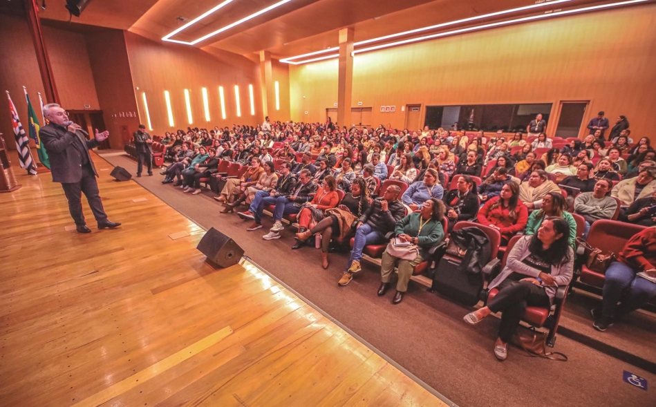 Seminário de alfabetização e cursos marcam volta às aulas em Santana de Parnaíba 