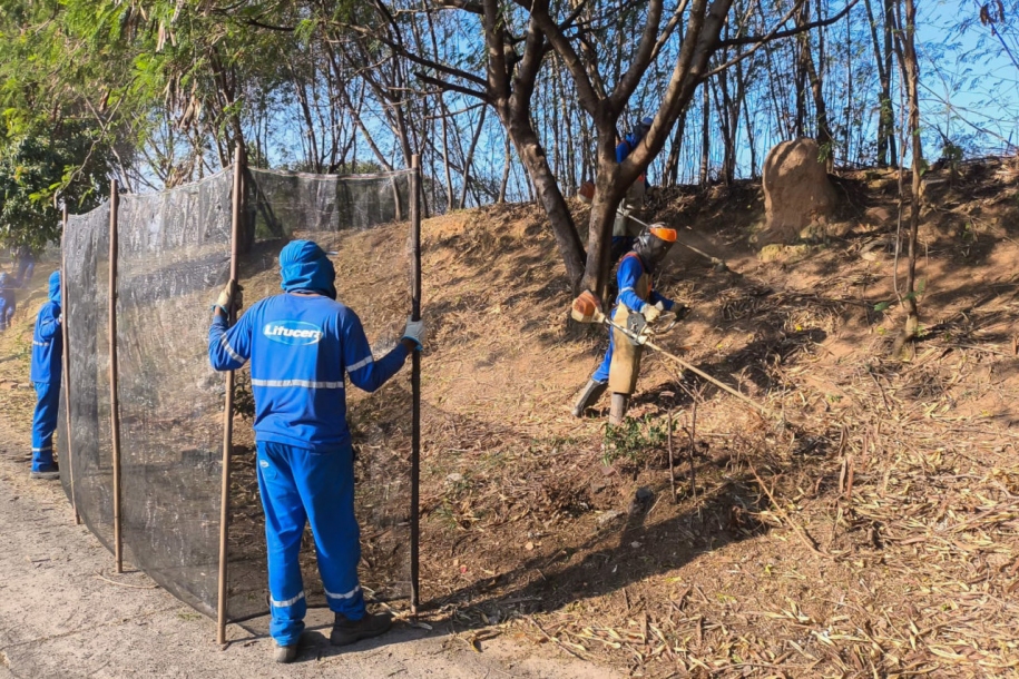 ‘Quem Ama, Cuida’ inicia nova etapa no Medeiros com ações de zeladoria em 16 bairros