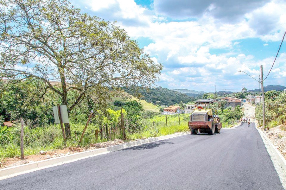 Refúgio dos Bandeirantes recebe asfalto e infraestrutura