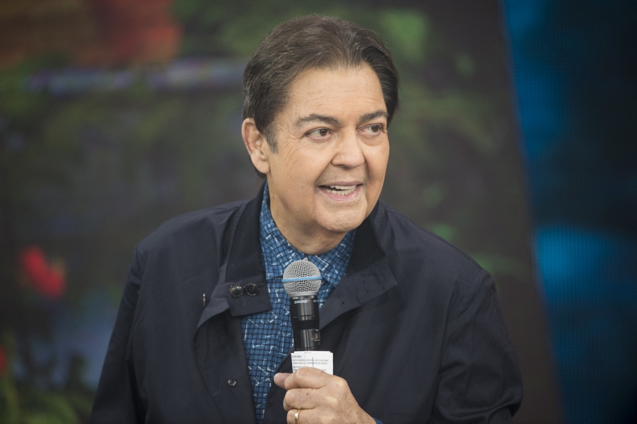 Faustão é submetido a dois transplantes em 24 horas