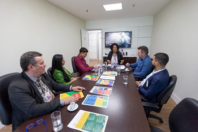 Prefeito Rodrigo Andrade busca investimentos para o esporte em Araçariguama