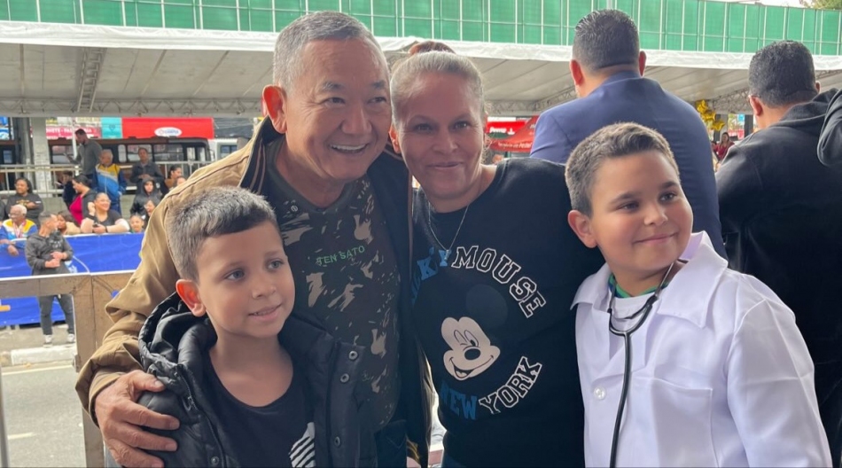 Doutor Sato celebra o 7 de Setembro em Jandira com foco na educação