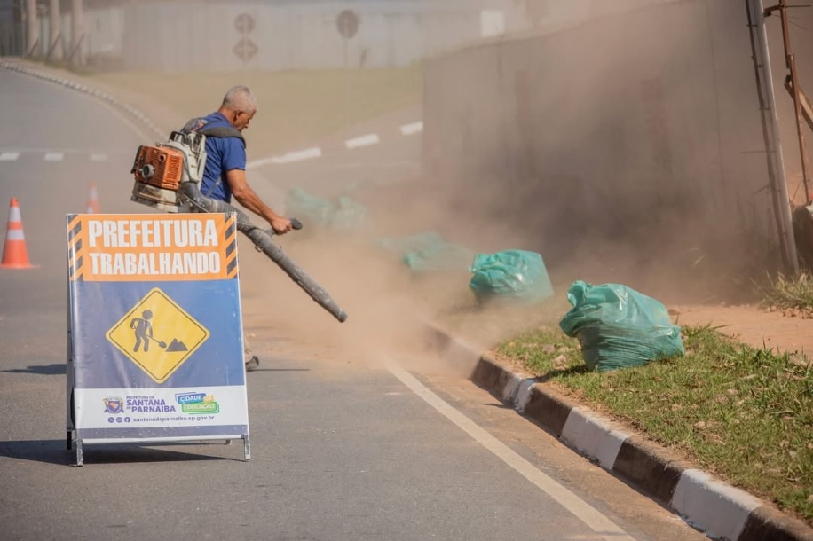 Elvis Cezar acompanha Operação Bairro Limpo no Alphaville e reforça serviços de zeladoria na cidade 