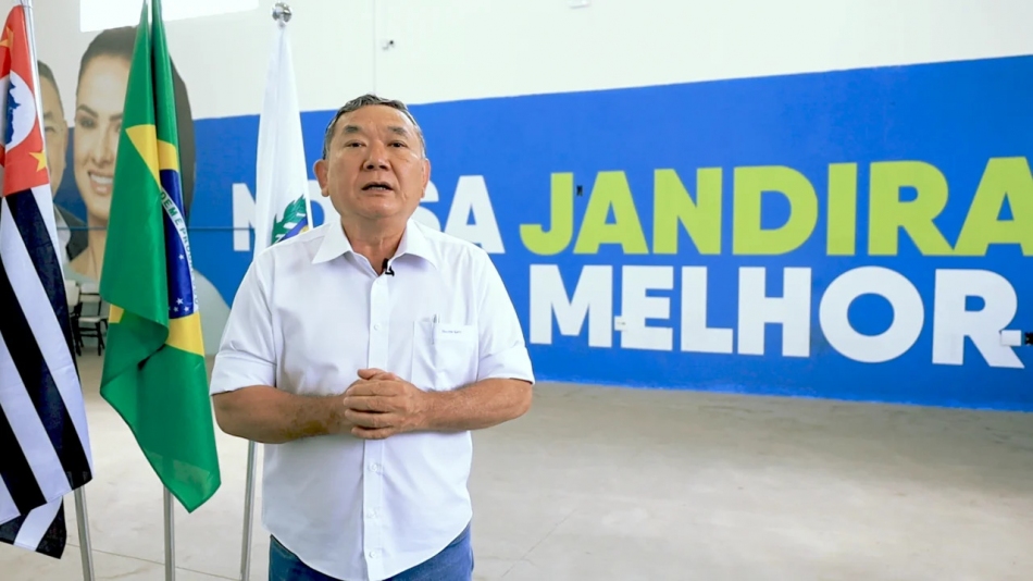 Prefeito Doutor Sato recebe cestas básicas e reforça apoio às famílias em Jandira