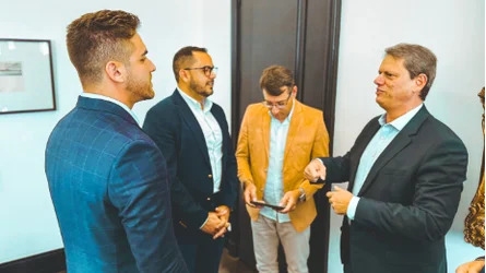 Kauan Berto se reúne com governador Tarcísio para tratar dos impactos do vendaval em Cajamar