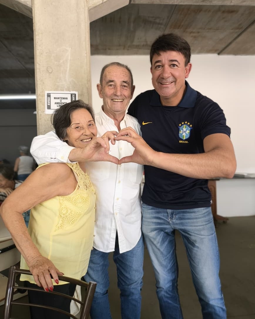 Rodrigo Andrade celebra Semana do Idoso ao lado da Melhor Idade em Araçariguama