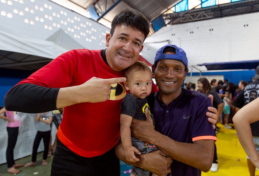 Rodrigo Andrade celebra Festa do Dia das Crianças em Araçariguama