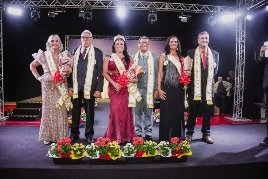 Cajamar realiza concurso Miss e Mister da Melhor Idade 2025