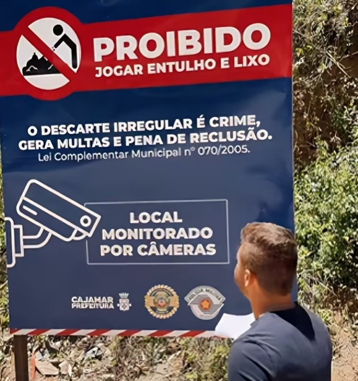 Cajamar aplica multa de mais de R$ 8 mil por descarte irregular de entulho