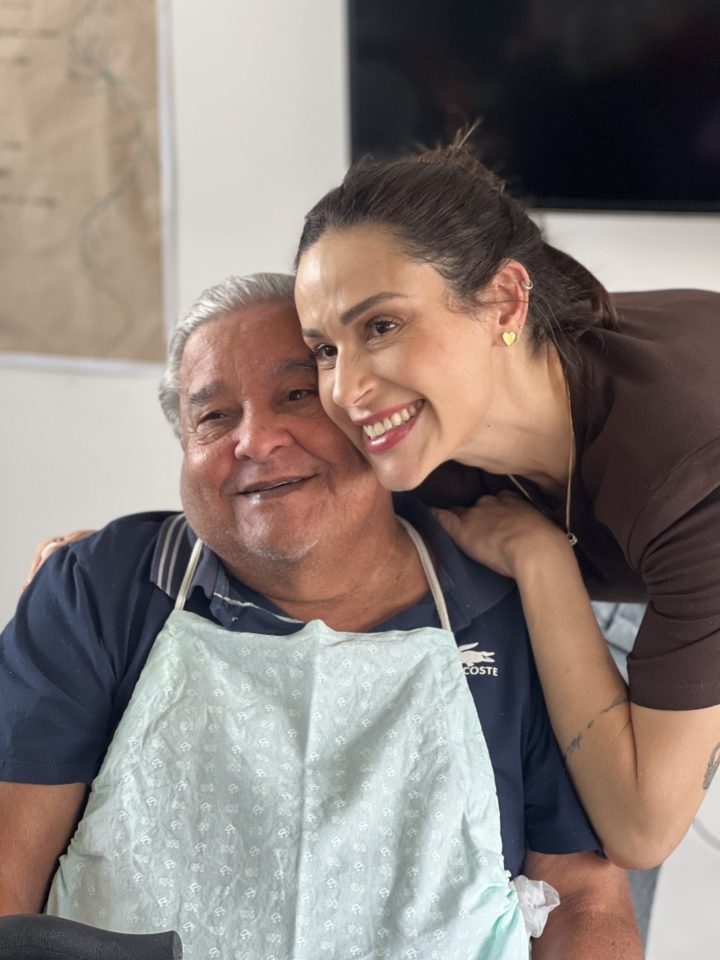 Nadja Haddad participa do Doce Idade Pizza no Centro Dia do Idoso