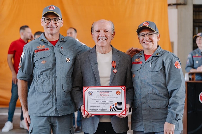Beto Piteri é homenageado em solenidade do Centenário do Corpo de Bombeiros