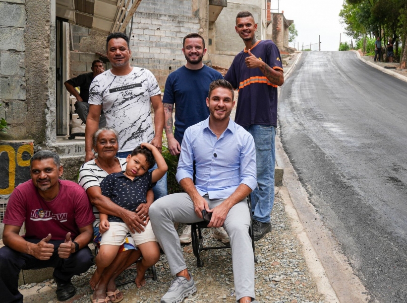 Prefeito Kauan Berto entrega novo asfalto na Av. Pedro Celestino Leite Penteado