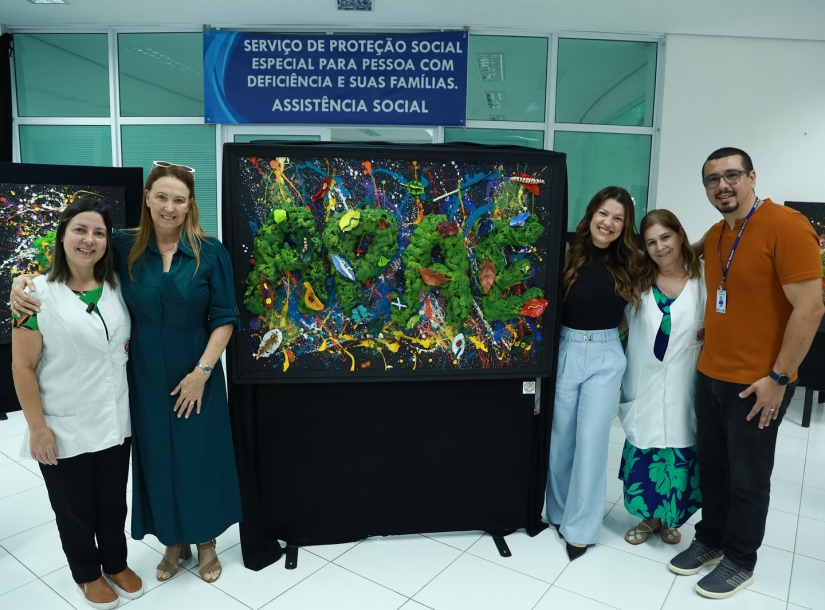 Primeira-dama Damaris Piteri visita 3ª Feira de Empreendedorismo da APAE Barueri