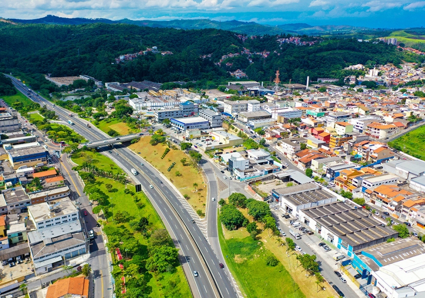 Cajamar é 1º lugar no Brasil em indicadores econômicos segundo Veja Negócios 2025