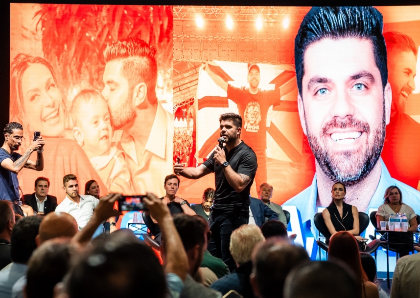 Danilo Joan reúne mais de quatro mil pessoas em novo Encontro de Líderes com Propósito