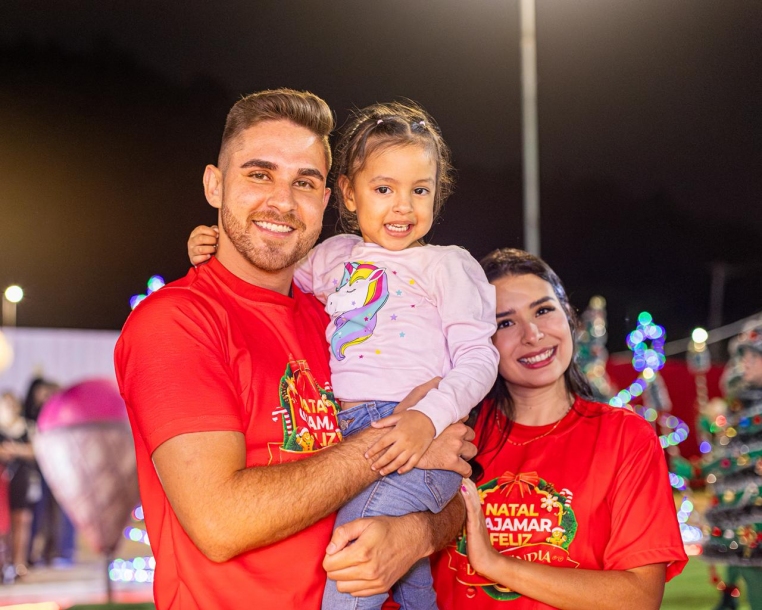 Prefeito Kauan abre oficialmente o Natal Cajamar Feliz com chegada especial do Papai Noel