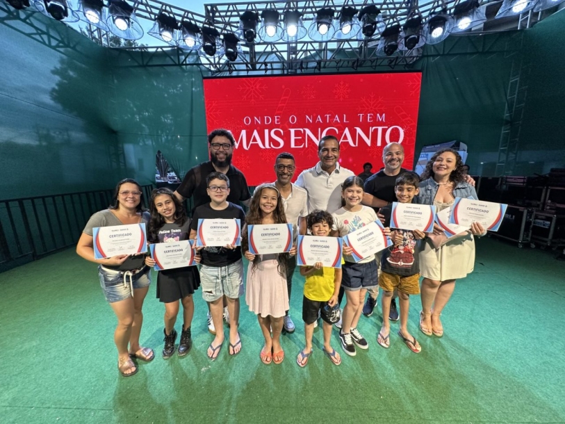 Mais de 400 alunos recebem certificados das Oficinas Culturais de Cajamar