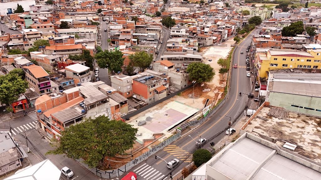 Barueri realiza ampla reforma da Praça da Rua Alagoinha no Jardim Mutinga