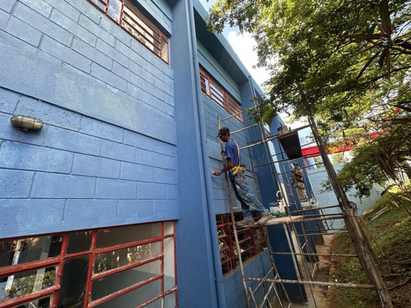Cajamar intensifica obras em escolas da rede municipal durante as férias