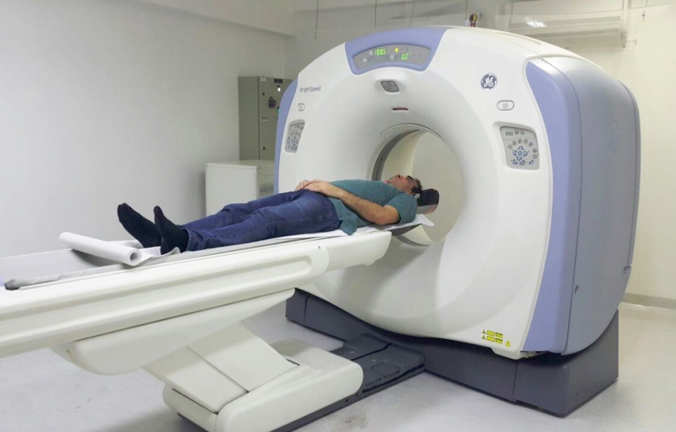 Policlínica do Engenho Novo/Cruz Preta recebe um novo Tomógrafo