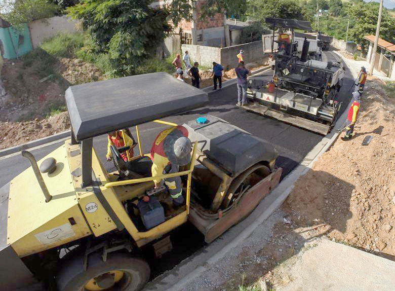 Moradores do Cristal Park II recebem obras de pavimentação