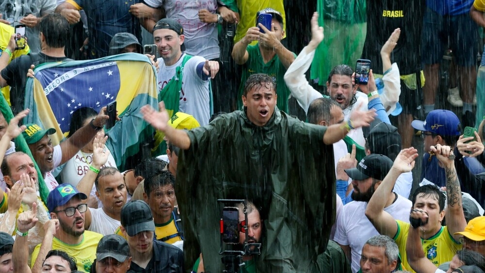 Nikolas Ferreira realiza um dos maiores feitos políticos da história do Brasil reunindo milhares de pessoas por justiça e liberdade 