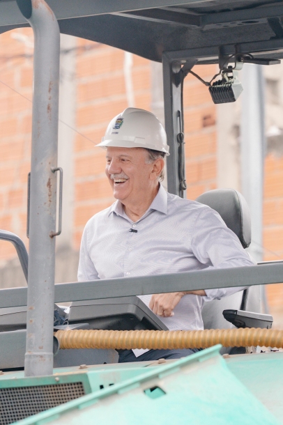 Prefeito Beto Piteri destaca ações de sua gestão e vistoria diversas obras em Barueri 