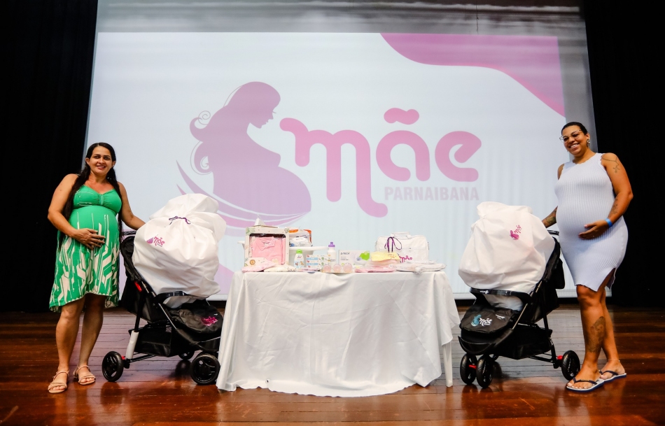Programa Mãe Parnaibana entrega 133 kits de enxoval