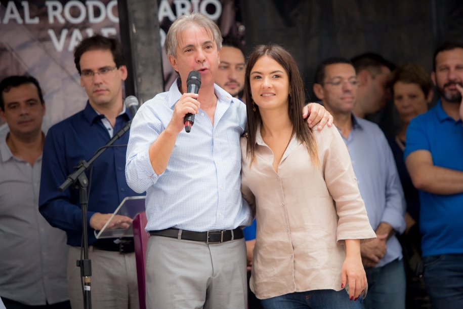 Barueri inaugura Escola, Terminal de Ônibus e Centro Comunitário