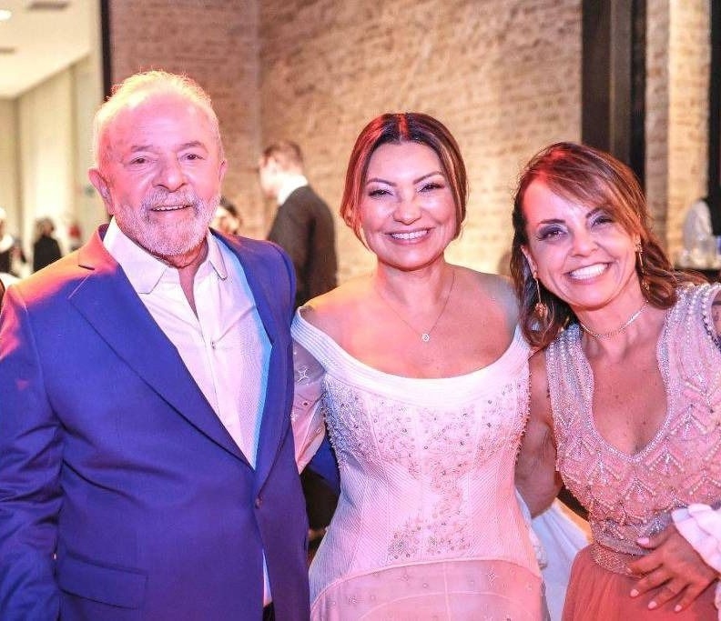 Janja expulsou filha de Lula de sala do sambódromo e vetou entrada de ministros no espaço
