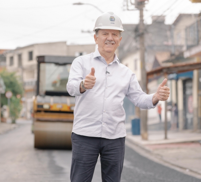 Prefeito Beto Piteri inicia obras de pavimentação de diversas ruas em Barueri 