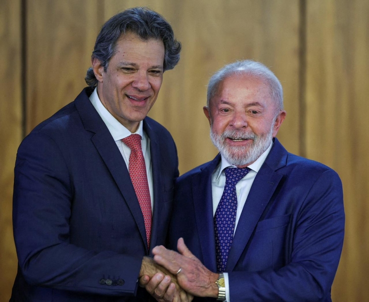 DataFolha aponta que 46% da população brasileira acredita que a economia piorou com Lula/Haddad