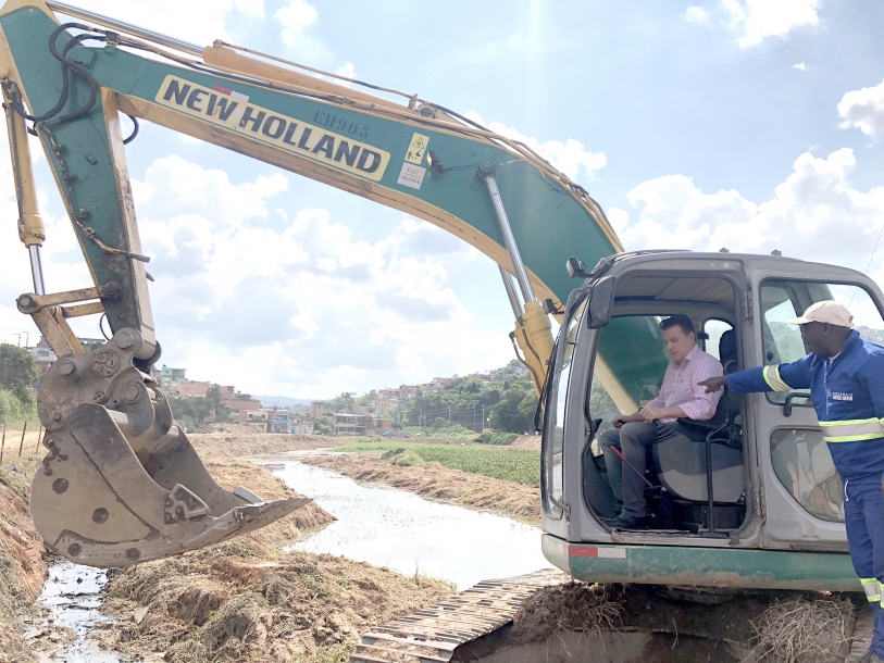 Itapevi segue realizando várias obras de combate a enchentes