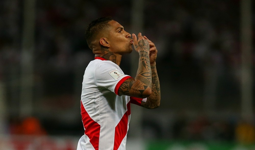 Guerrero descarta se afastar da seleção peruana