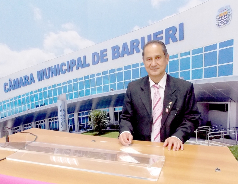 Carlinhos do Açougue apresenta propostas para desenvolvimento