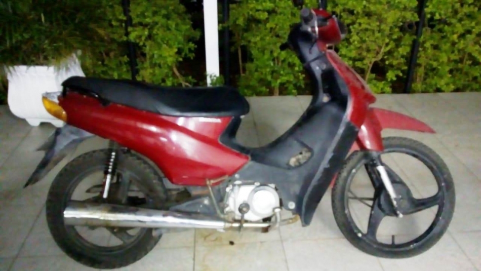 Moto furtada por adolescente no Jardim Califórnia foi recuperada