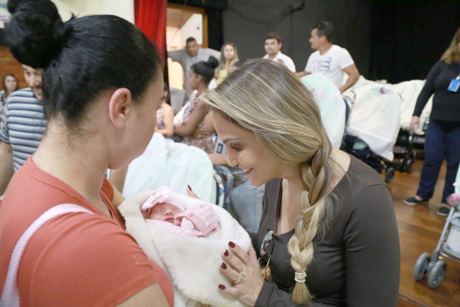 Programa Mãe Parnaibana já atendeu mais de 300 famílias