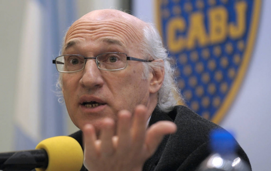 Bianchi sai em defesa de Caballero e critica "apagado" Messi